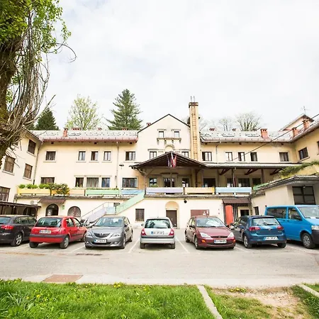 Hostel Idrija Hostel