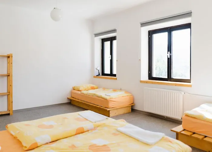 Hostel Idrija Auberge de jeunesse *